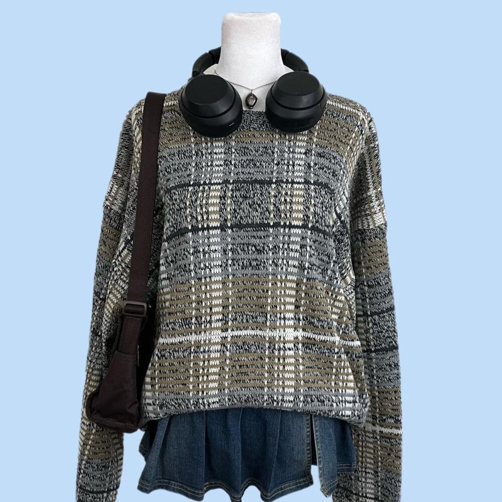 vintage 90s gray beige white plaid preppy indie skater sweater